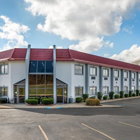 Red Roof Inn Greencastle South - Cloverdale Exterior photo