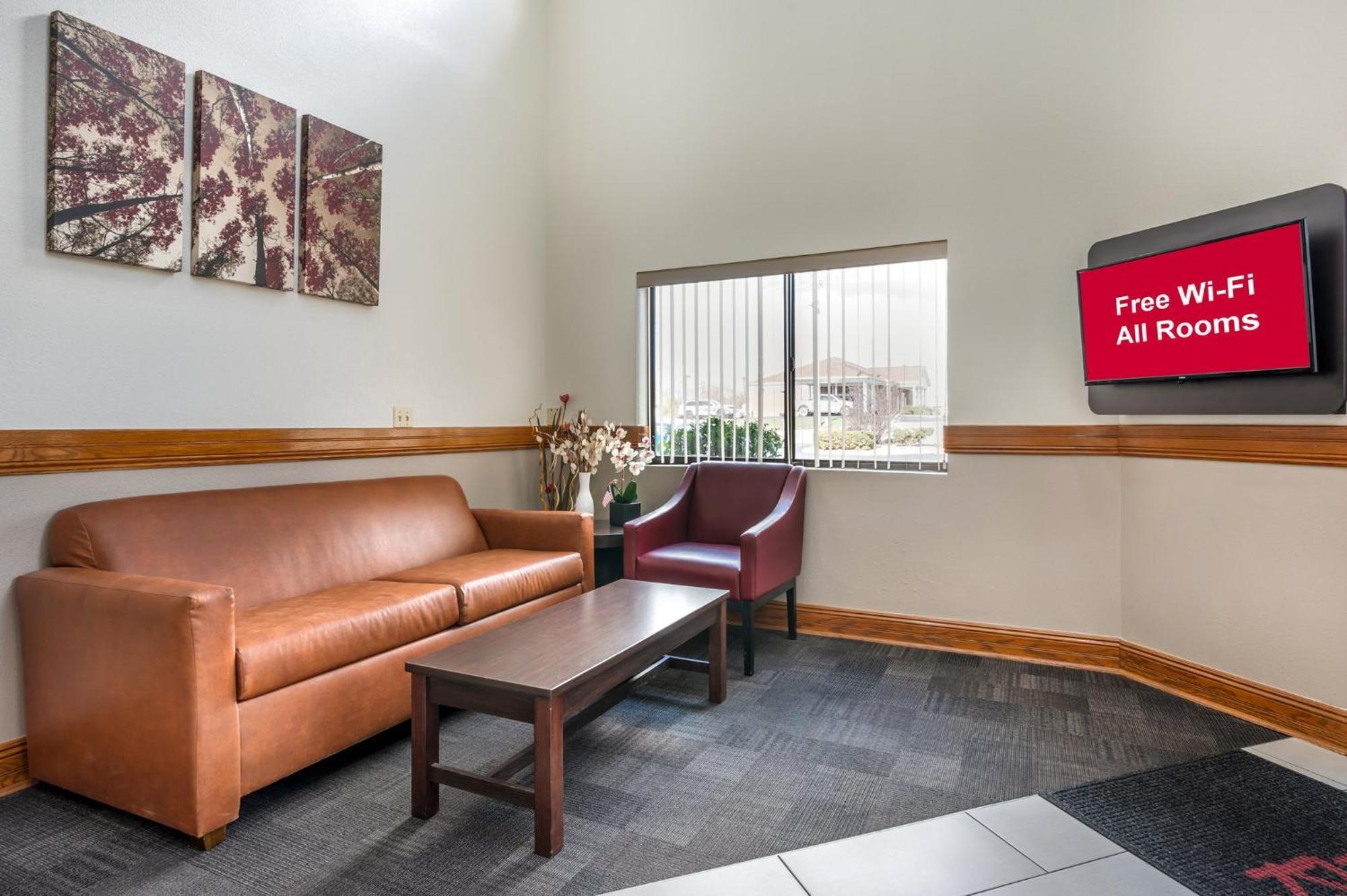 Red Roof Inn Greencastle South - Cloverdale Exterior photo
